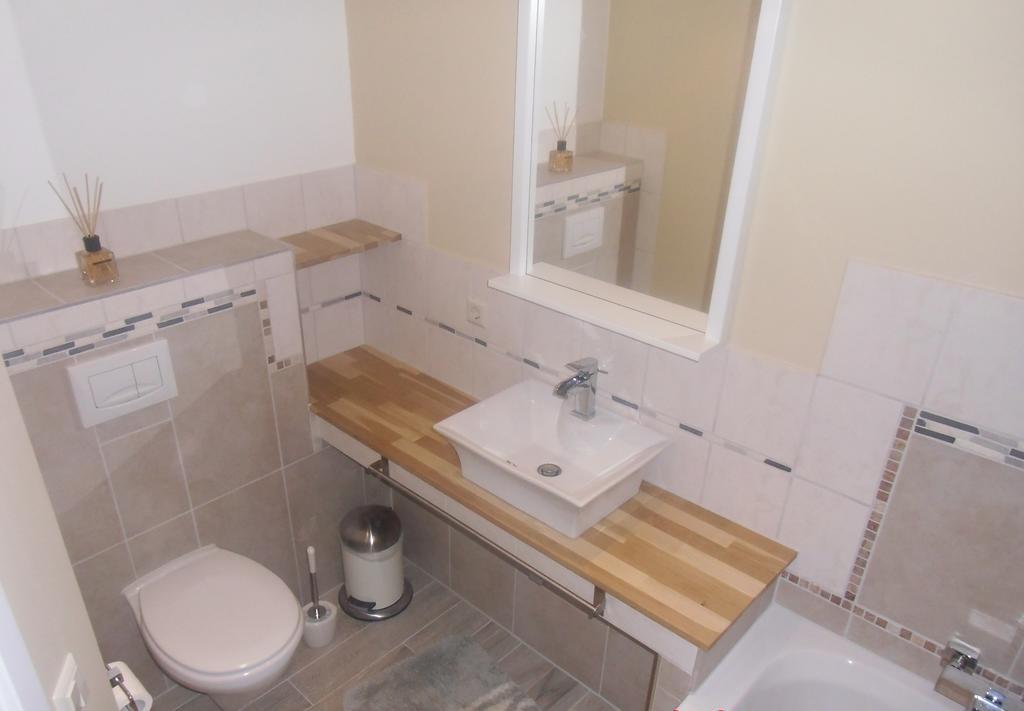 Udos Gaestewohnung Κότμπους Δωμάτιο φωτογραφία