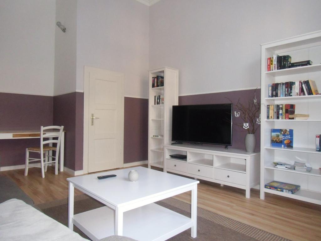 Udos Gaestewohnung Κότμπους Δωμάτιο φωτογραφία